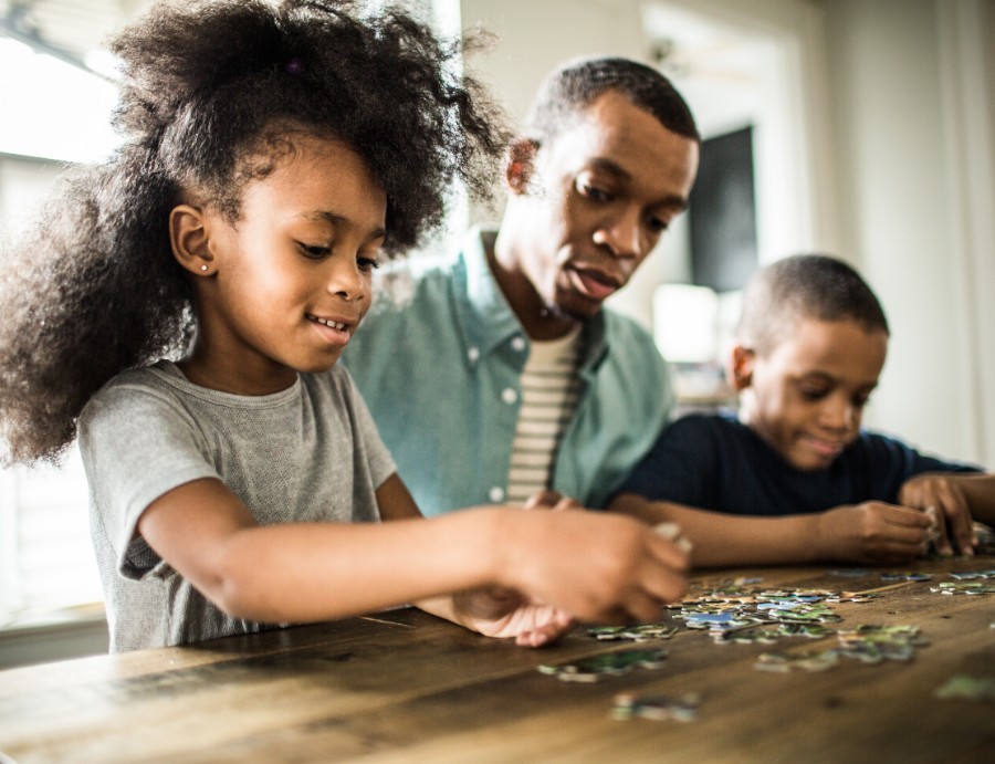 Brincadeiras para fazer em família